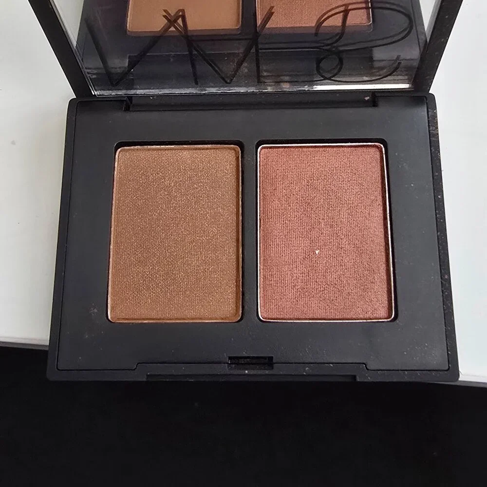 Nars Duo Eyeshadow SURABAYA 3919 - Size 0.04 Oz. / 1.1 g x 2